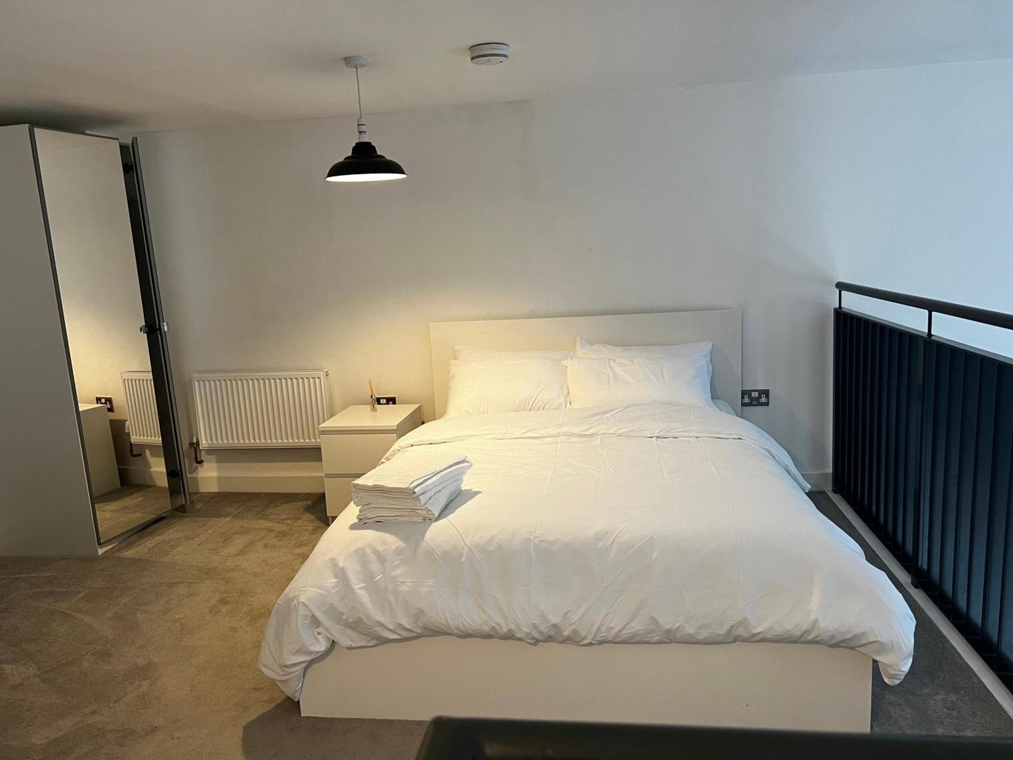 Luxurious 1-Bedroom With Parking Birmingham Dış mekan fotoğraf